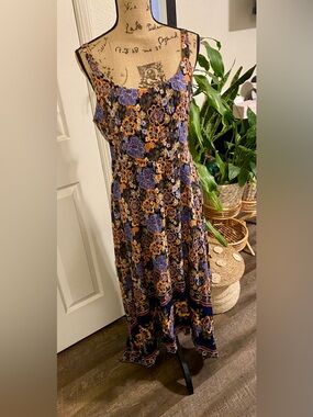 Nostalgia Floral Print Hi Low Hem Maxi Dress